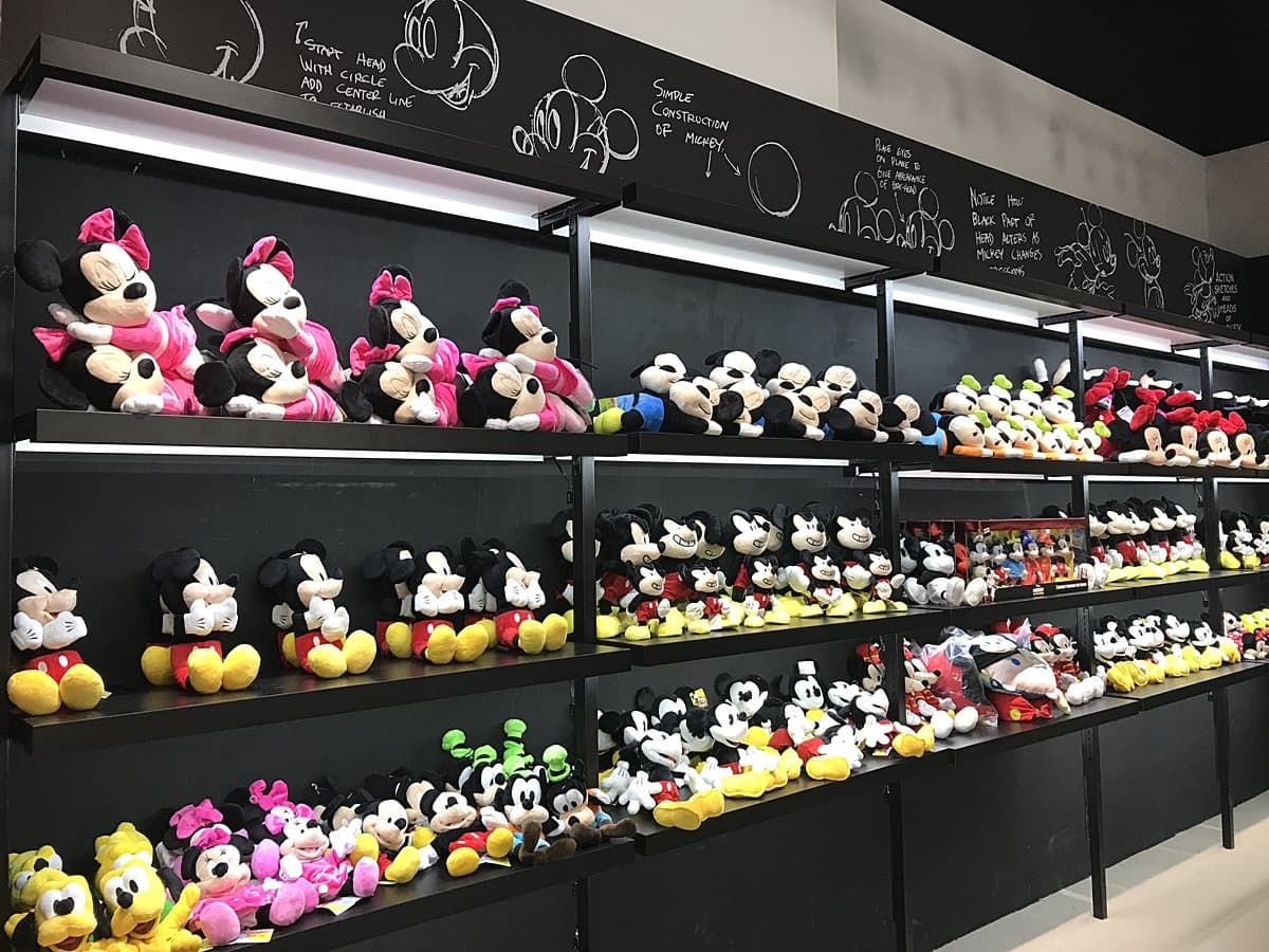 大家我先衝了!南台灣首家「米奇經典Fun閃店」,1000項周邊買到手軟 大家我先衝了!南台灣首家「米奇經典Fun閃店」,1000項周邊買到手軟