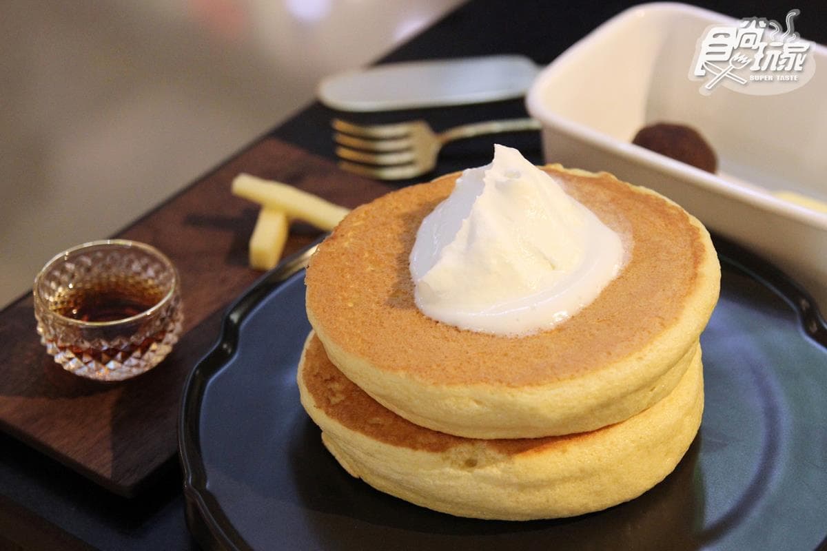 日本人氣甜點快閃!北海道厚鬆餅「椿」芒果限定口味必吃 日本人氣甜點快閃!北海道厚鬆餅「椿」芒果限定口味必吃