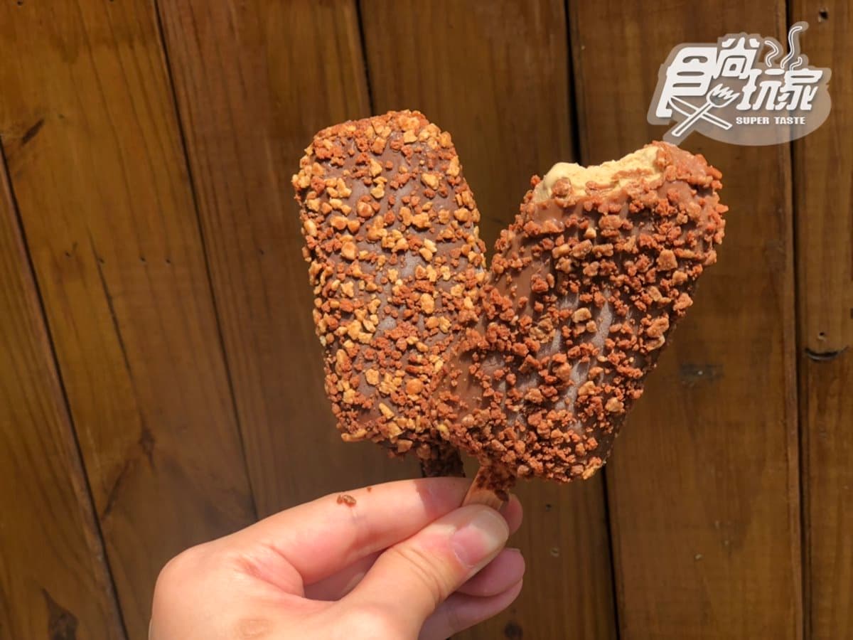 杜老爺超狂!聯名「蜷尾家、特濃重乳奶茶」,推花生牛奶甜筒、奶茶雪糕 杜老爺超狂!聯名「蜷尾家、特濃重乳奶茶」,推花生牛奶甜筒、奶茶雪糕
