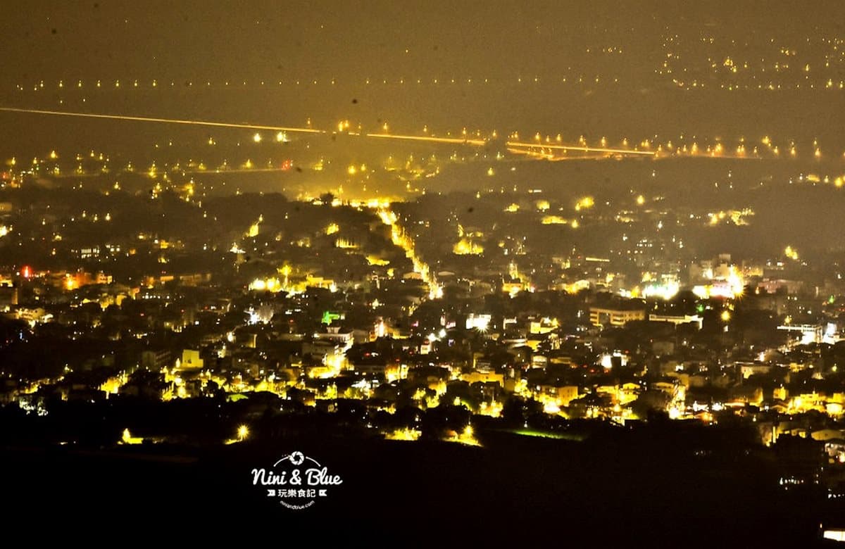 一次看遍5縣市夜景!南投祕境景觀餐廳 360度環景無死角 一次看遍5縣市夜景!南投祕境景觀餐廳 360度環景無死角