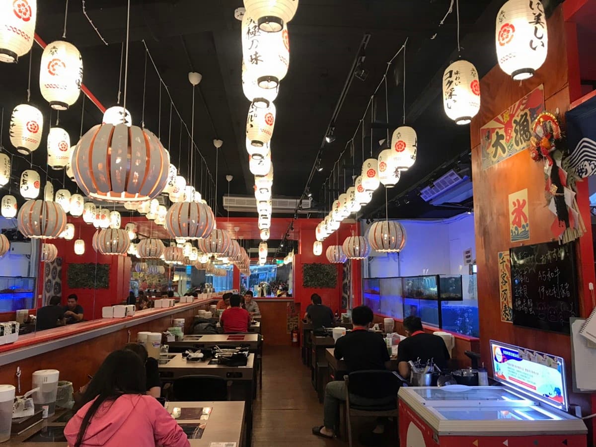 【新開店】超市火鍋+1!「漁后水產」90元自助吧吃到飽+現撈活體龍蝦 【新開店】超市火鍋+1!「漁后水產」90元自助吧吃到飽+現撈活體龍蝦