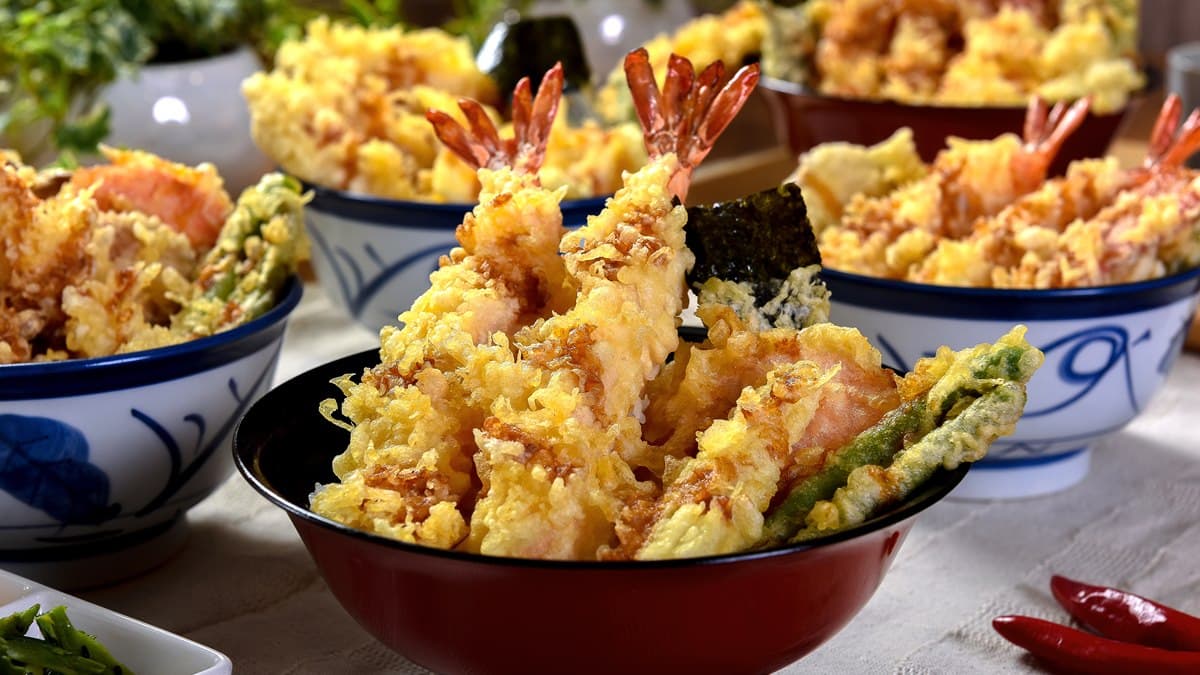小資族快怒吃!「天丼てんや」北車開幕,祭獨家百元丼飯