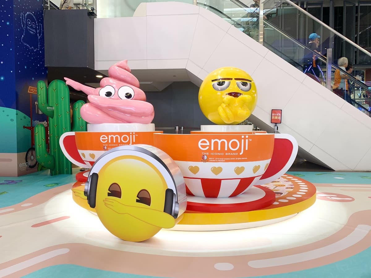「emoji表情符號」有樂園了!免費玩2層樓雲霄飛車、摩天輪 「emoji表情符號」有樂園了!免費玩2層樓雲霄飛車、摩天輪