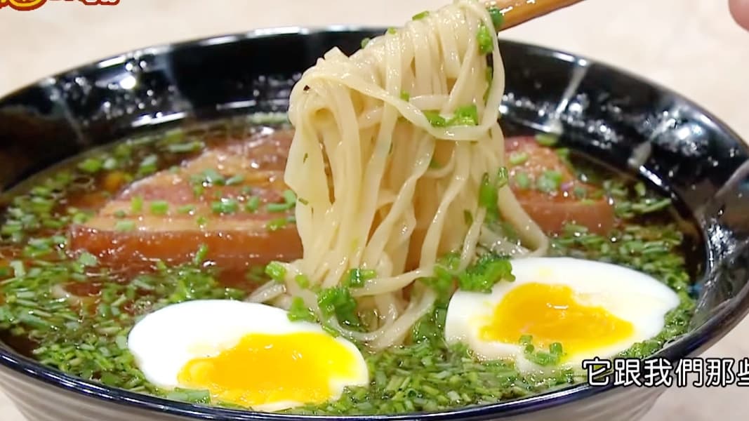《歡樂有夠讚》詹姆士食譜不藏私!月見焢肉麵
