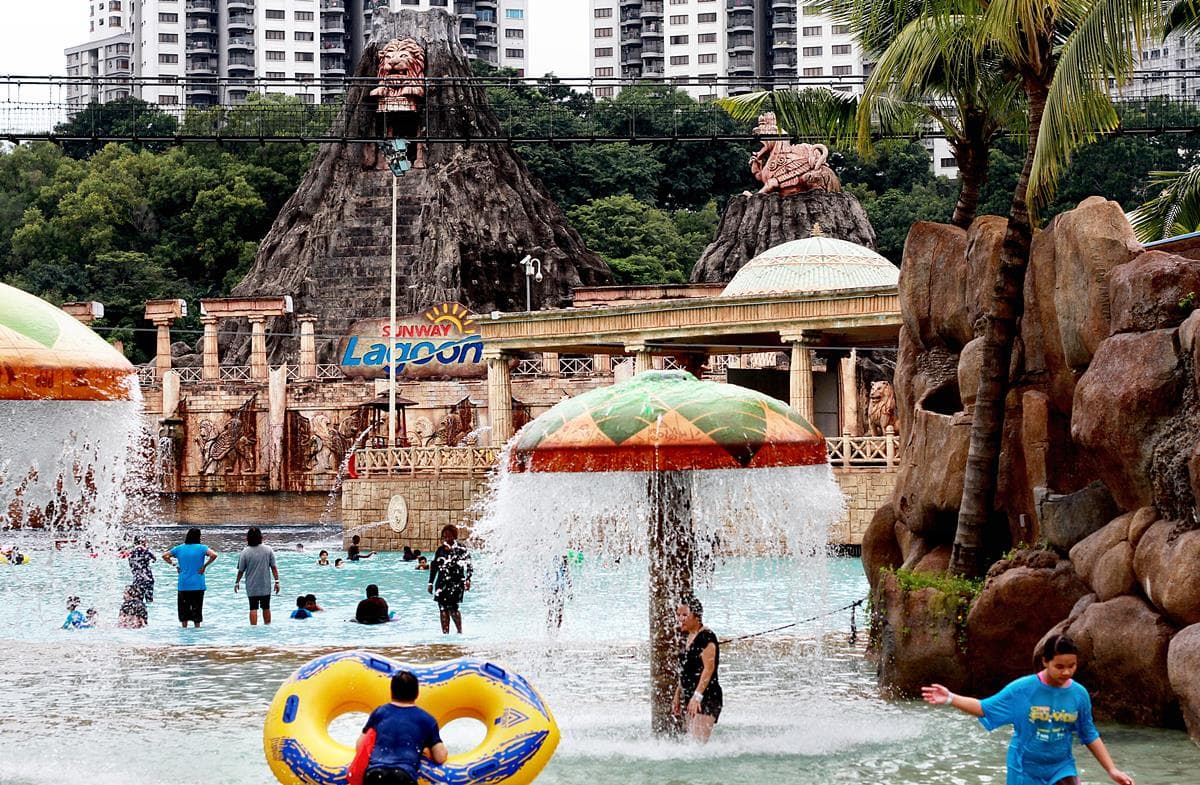 暑假玩水去!亞洲5大「最夯水上樂園」水上雲霄飛車、全球最大人造沙灘 暑假玩水去!亞洲5大「最夯水上樂園」水上雲霄飛車、全球最大人造沙灘