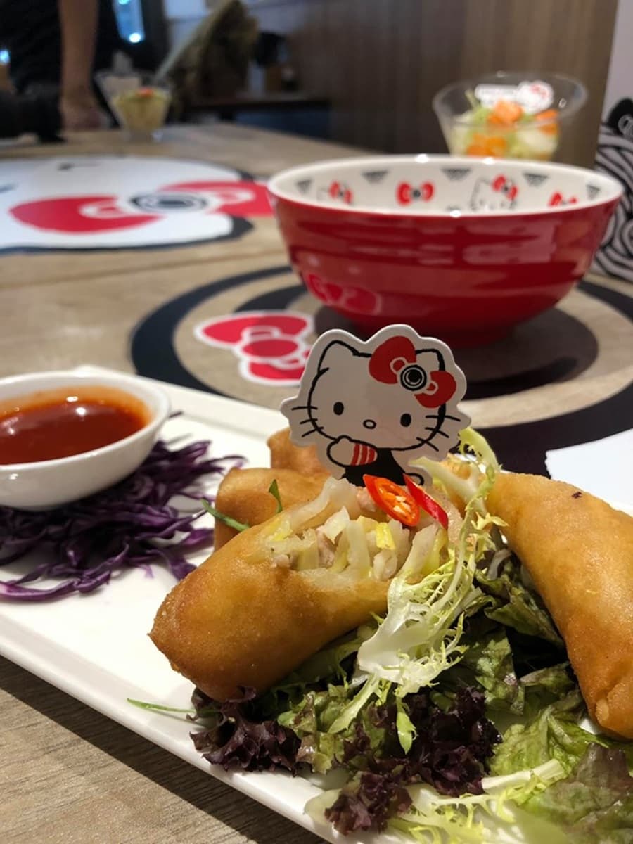 粉絲挖不下去!超狂Hello Kitty皮蛋豆腐、牛肉麵這裡吃 粉絲挖不下去!超狂Hello Kitty皮蛋豆腐、牛肉麵這裡吃