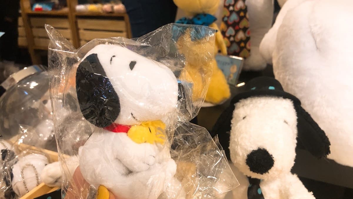燒到來不及剁手!「史努比」快閃店在台北,限定黑白版玩偶必收 燒到來不及剁手!「史努比」快閃店在台北,限定黑白版玩偶必收