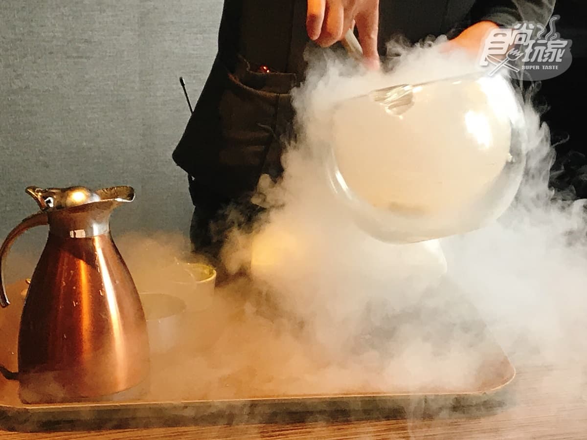 牛排控注意!180元就能吃到「美國肋眼心」,超大戰斧豬排午餐CP值飆高 牛排控注意!180元就能吃到「美國肋眼心」,超大戰斧豬排午餐CP值飆高