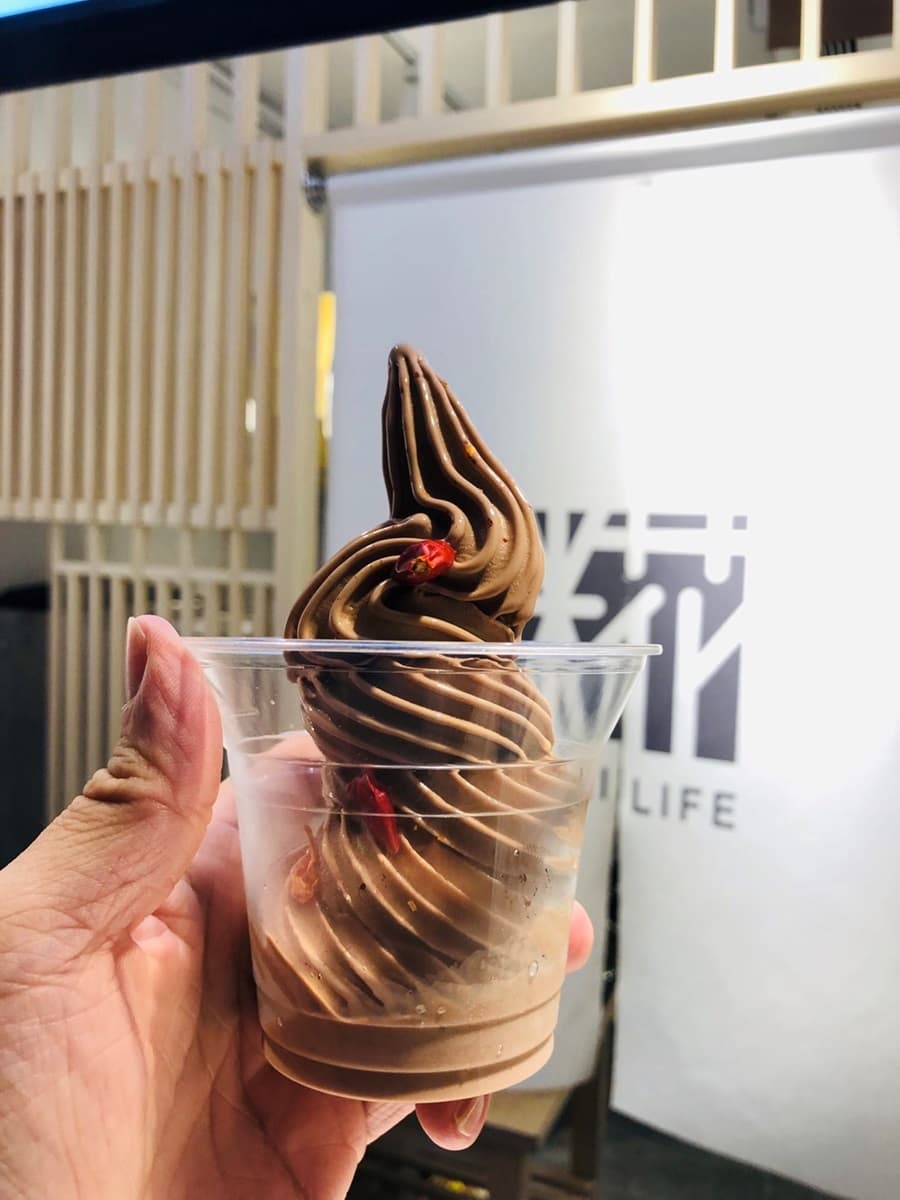 辣控快衝!全台首次「辣味市集」,九宮格麻辣燙、辣椒冰淇淋這裡吃(文末抽免費辣美食) 辣控快衝!全台首次「辣味市集」,九宮格麻辣燙、辣椒冰淇淋這裡吃(文末抽免費辣美食)