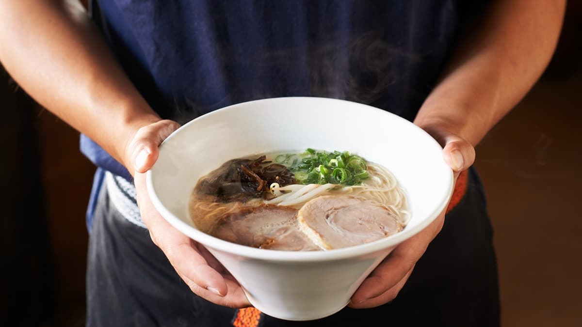 拉麵控要搶!一風堂白丸元味、博多豚骨,這天來吃一碗只要34元