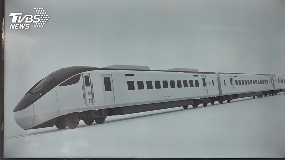 花東新美景!台鐵全新「城際列車」黑白配,網友讚:超時尚 花東新美景!台鐵全新「城際列車」黑白配,網友讚:超時尚
