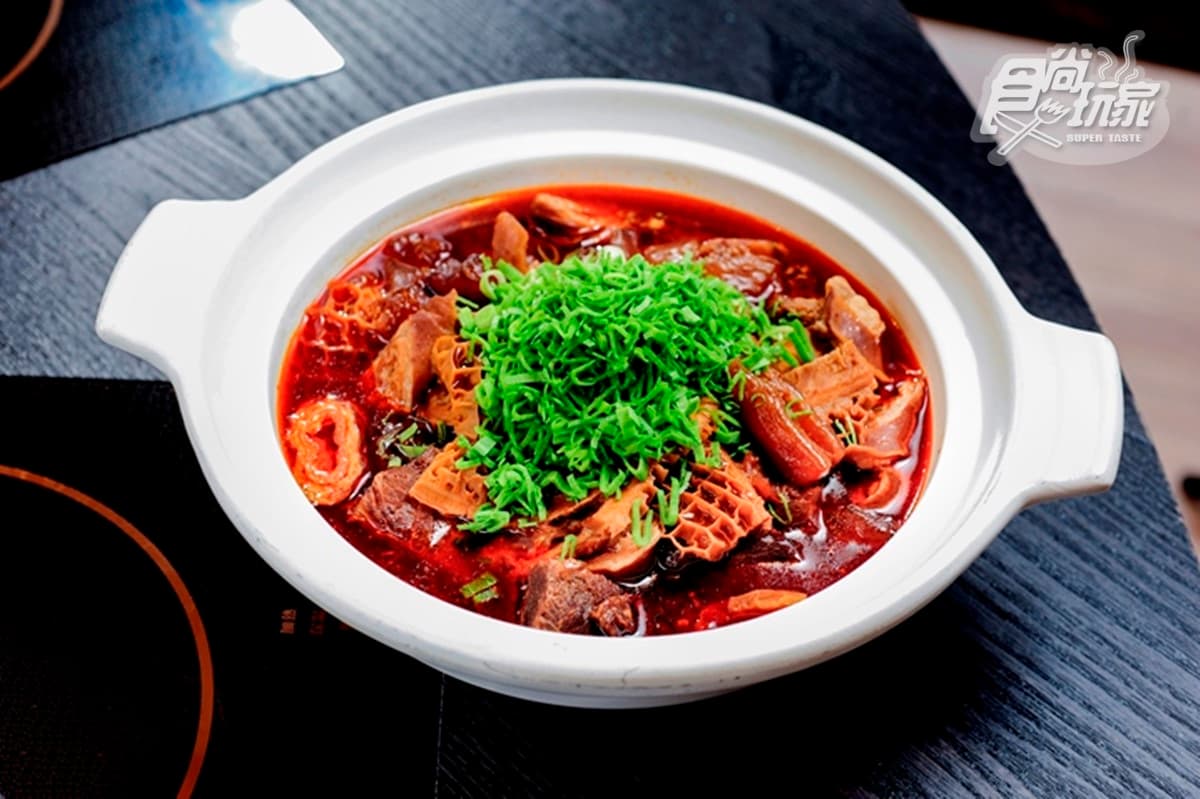 台北6家冬天必吃麻辣鍋:草莓吃到飽、獨家「綠色」湯底、五星食材無限吃 台北6家冬天必吃麻辣鍋:草莓吃到飽、獨家「綠色」湯底、五星食材無限吃
