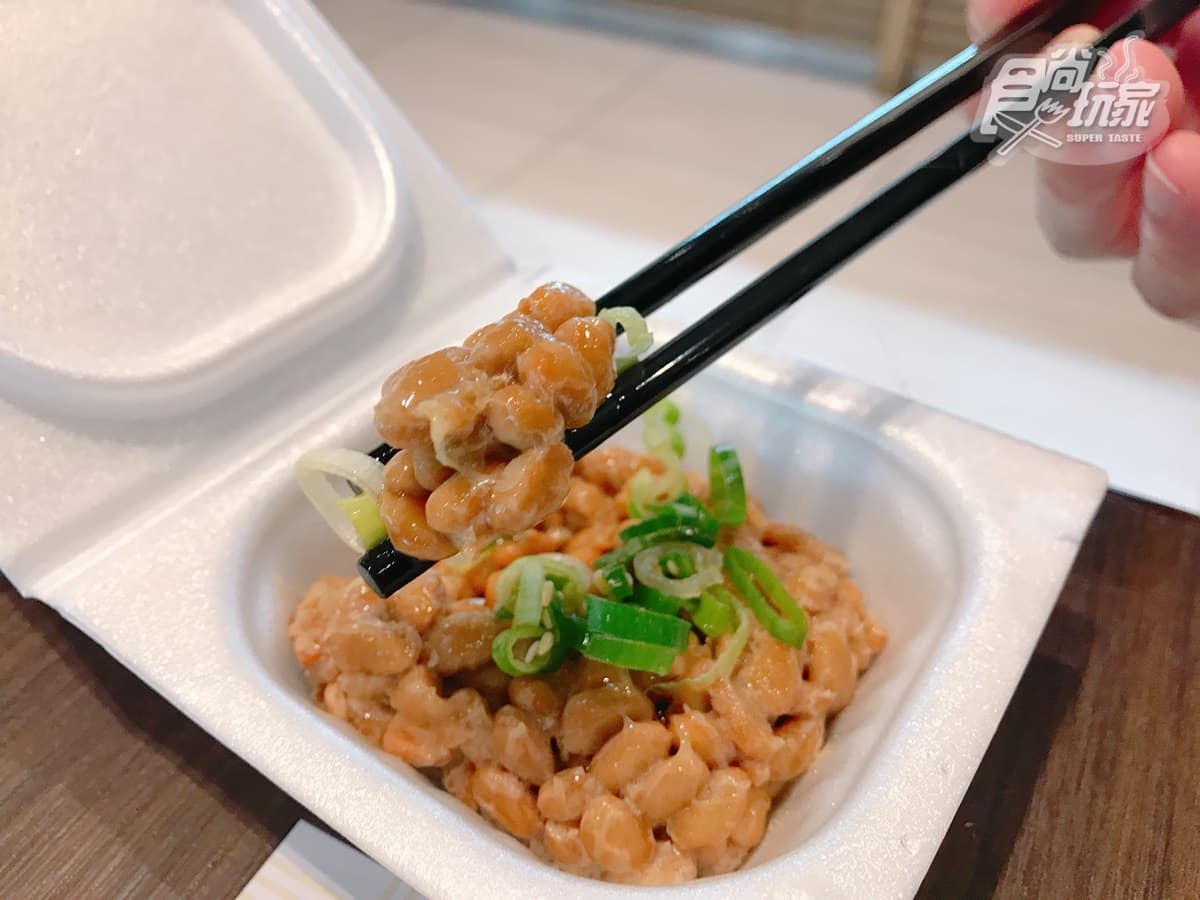 【新開店】超美打卡飯店「台南美術館」躺床就能拍,還有網美泳池、百坪三溫暖 【新開店】超美打卡飯店「台南美術館」躺床就能拍,還有網美泳池、百坪三溫暖