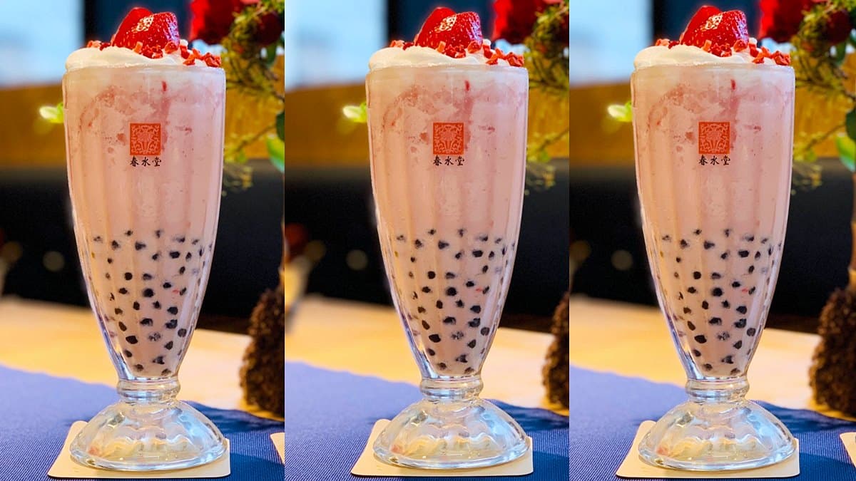 草莓控喝起來!春水堂最新「草莓奶霜珍珠茉奶」,酸甜滋味超誘人