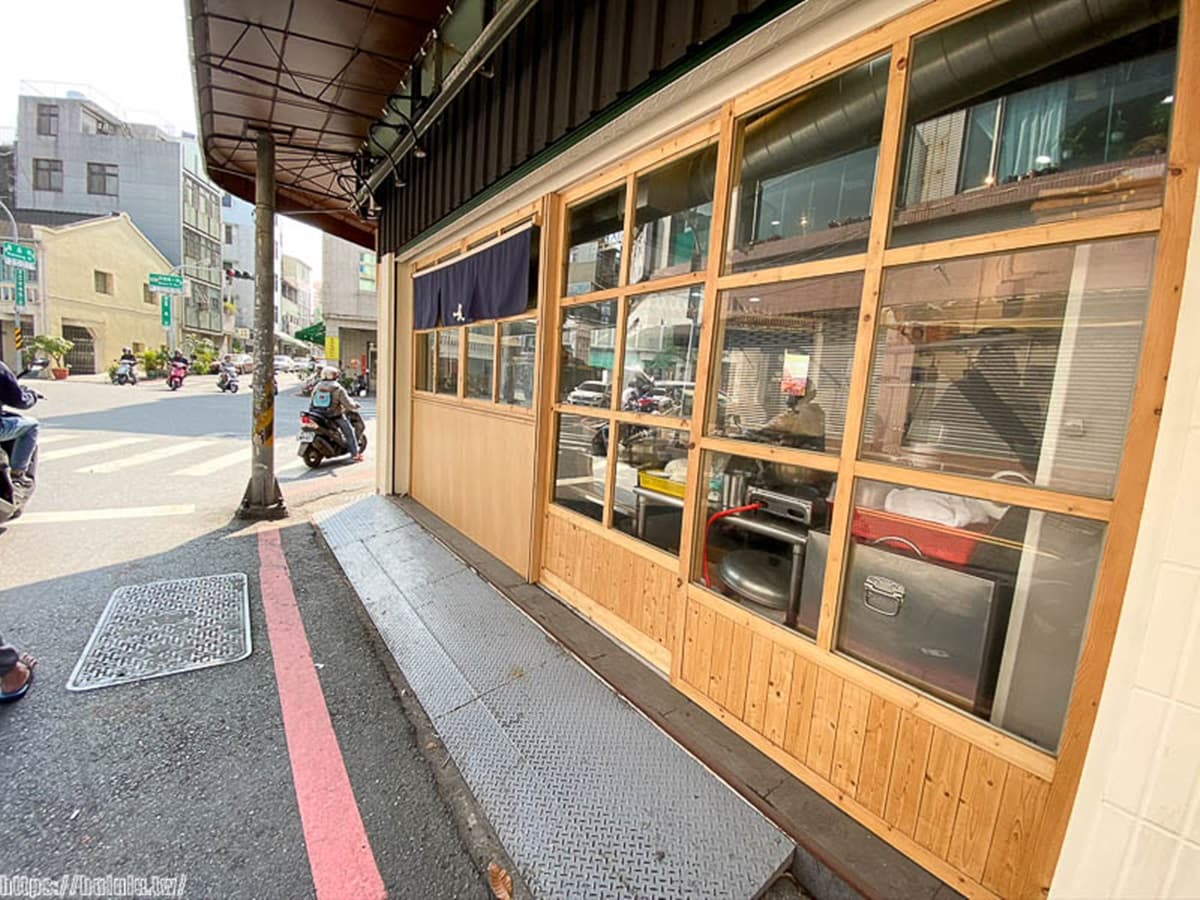 【新開店】想吃下午茶了!台南手工現做甜不辣,「岩漿系」金黃溏心蛋超誘人 【新開店】想吃下午茶了!台南手工現做甜不辣,「岩漿系」金黃溏心蛋超誘人