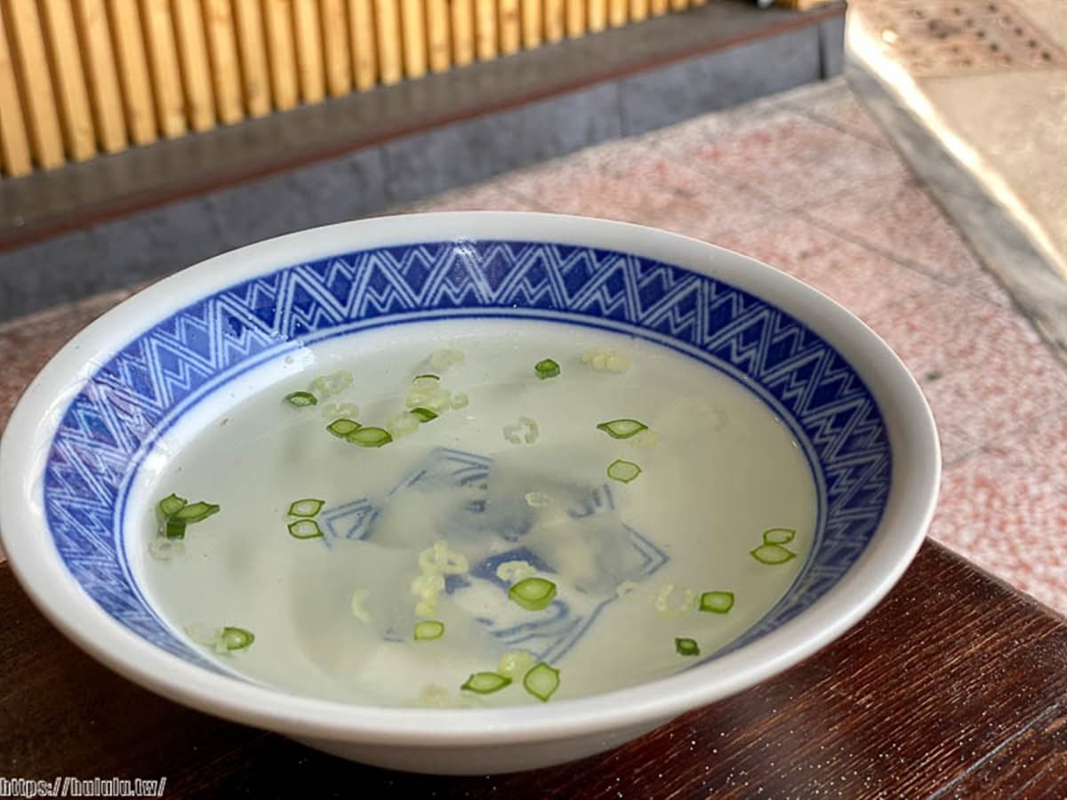【新開店】想吃下午茶了!台南手工現做甜不辣,「岩漿系」金黃溏心蛋超誘人 【新開店】想吃下午茶了!台南手工現做甜不辣,「岩漿系」金黃溏心蛋超誘人