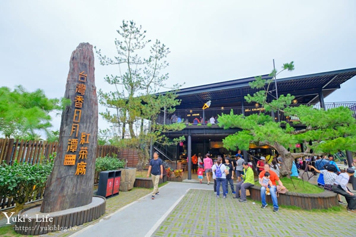好吃好玩!南投埔里2日遊9打卡點:巨型千紙鶴、彩繪月老教堂、巧克力城堡 好吃好玩!南投埔里2日遊9打卡點:巨型千紙鶴、彩繪月老教堂、巧克力城堡