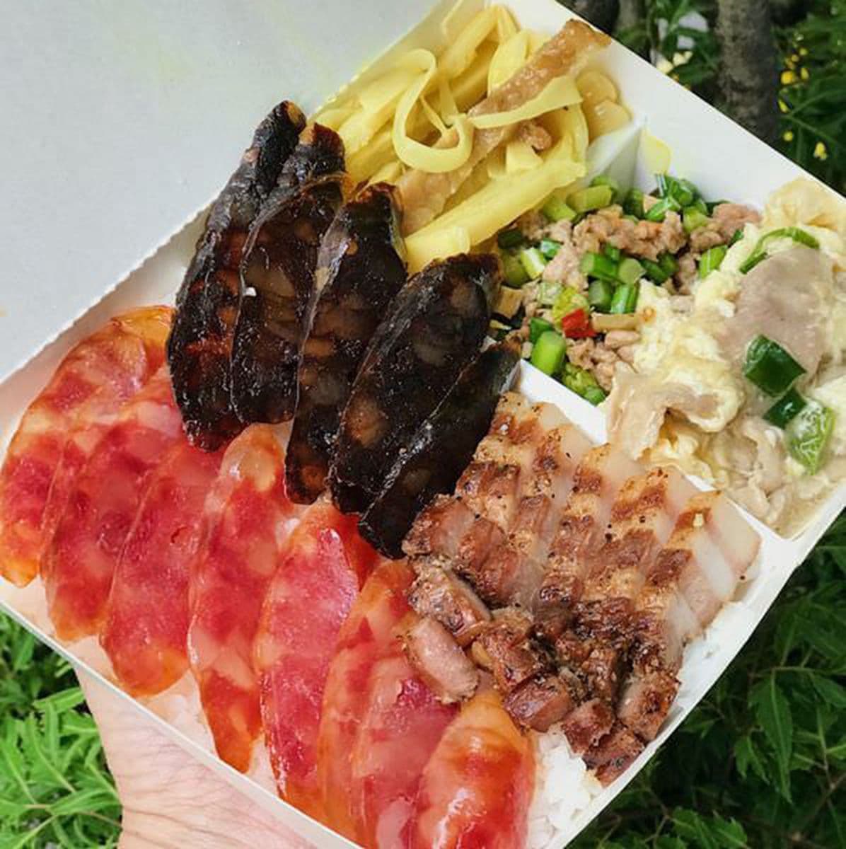 台南人推!5家CP值爆表便當:消失7年排骨飯、秒殺級油雞拼叉燒、雙主菜日本料理 台南人推!5家CP值爆表便當:消失7年排骨飯、秒殺級油雞拼叉燒、雙主菜日本料理