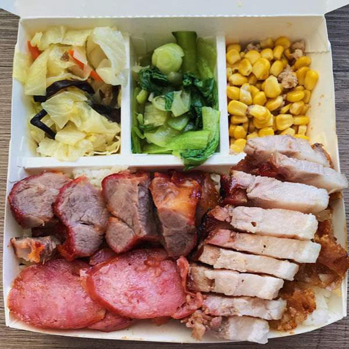 台南人推!5家CP值爆表便當:消失7年排骨飯、秒殺級油雞拼叉燒、雙主菜日本料理 台南人推!5家CP值爆表便當:消失7年排骨飯、秒殺級油雞拼叉燒、雙主菜日本料理