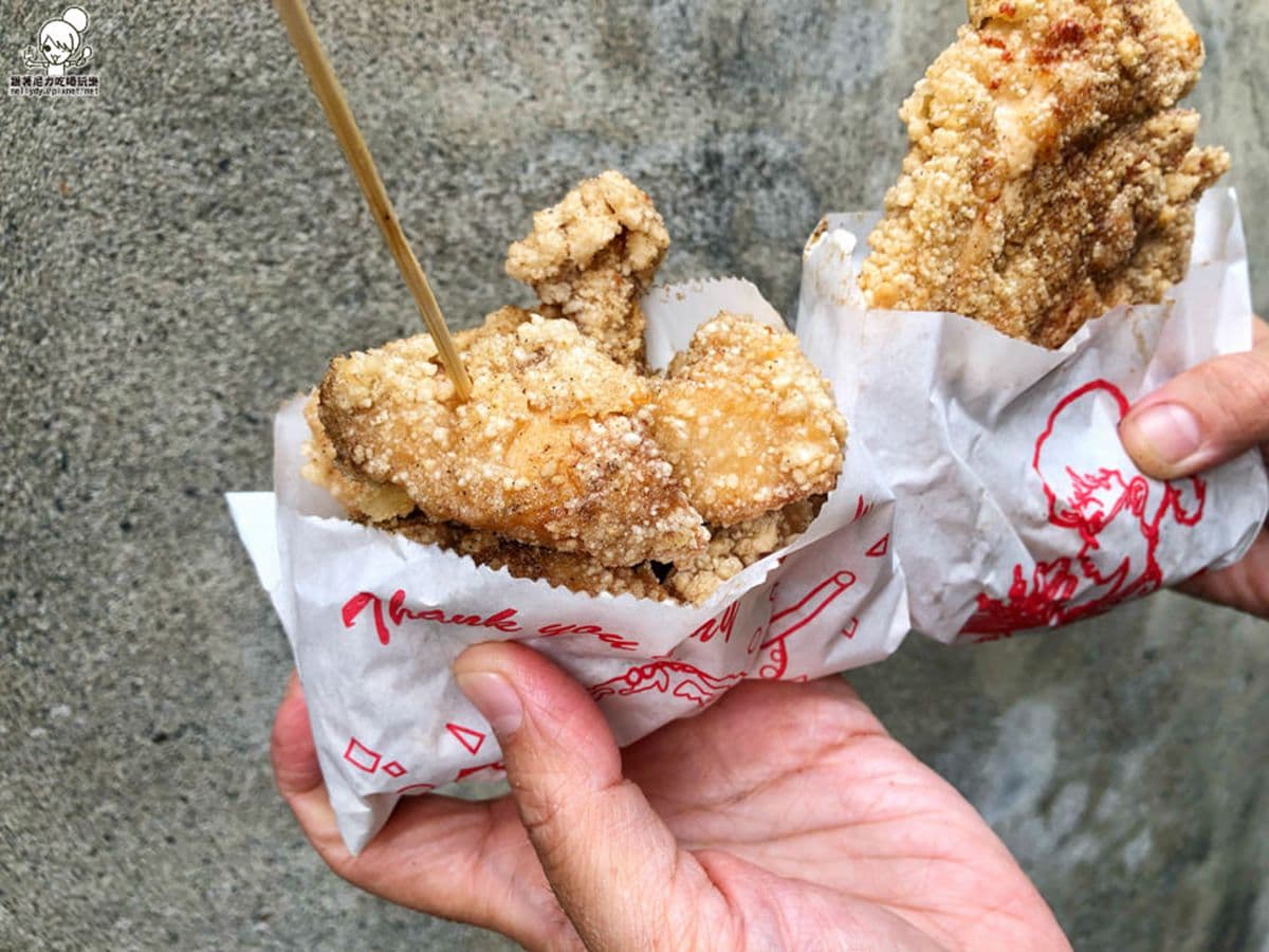 超唰嘴!炸物控最愛高雄6家專賣店:麻花捲雞皮、獨家撒粉甜不辣、秒殺豆乳雞 超唰嘴!炸物控最愛高雄6家專賣店:麻花捲雞皮、獨家撒粉甜不辣、秒殺豆乳雞