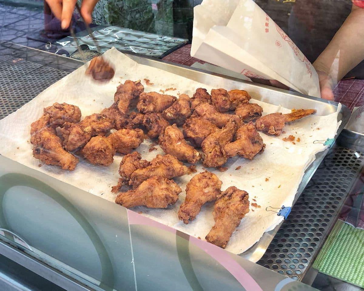 超唰嘴!炸物控最愛高雄6家專賣店:麻花捲雞皮、獨家撒粉甜不辣、秒殺豆乳雞 超唰嘴!炸物控最愛高雄6家專賣店:麻花捲雞皮、獨家撒粉甜不辣、秒殺豆乳雞
