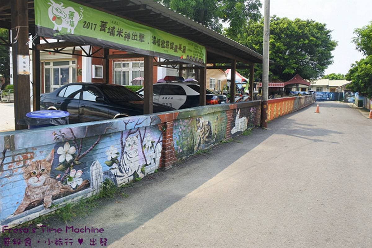 【全台遛小孩8路線】不開車也能玩,高雄、台中輕鬆旅,超好拍白色旋轉木馬、住機器人銀河旅宿 【全台遛小孩8路線】不開車也能玩,高雄、台中輕鬆旅,超好拍白色旋轉木馬、住機器人銀河旅宿