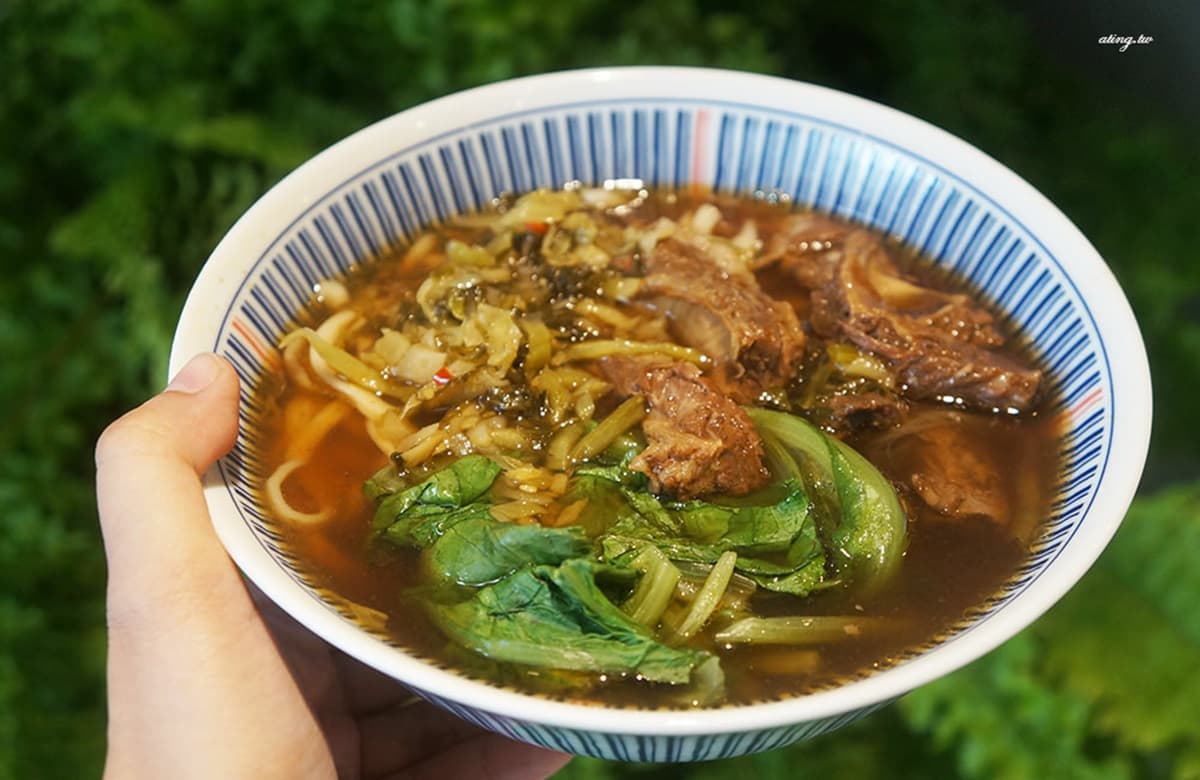 【全台新開牛肉麵38家】超狂「彩虹珍珠」尬「現沖花朵」牛肉麵,部落客激推中部、東部新開店 【全台新開牛肉麵38家】超狂「彩虹珍珠」尬「現沖花朵」牛肉麵,部落客激推中部、東部新開店
