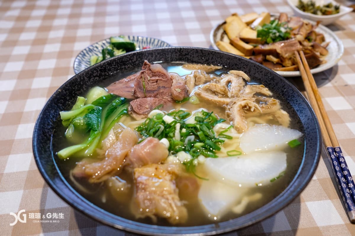 【全台新開牛肉麵38家】超狂「彩虹珍珠」尬「現沖花朵」牛肉麵,部落客激推中部、東部新開店 【全台新開牛肉麵38家】超狂「彩虹珍珠」尬「現沖花朵」牛肉麵,部落客激推中部、東部新開店
