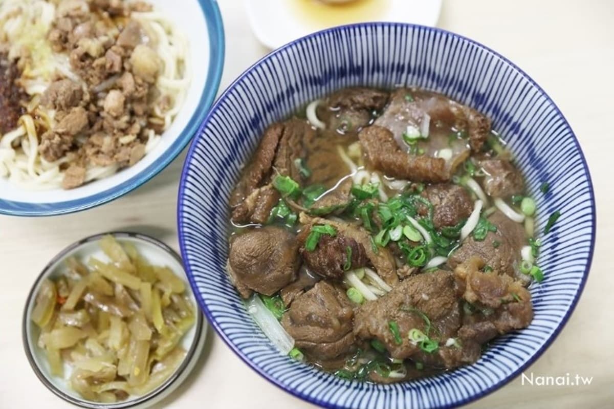 【全台新開牛肉麵38家】超狂「彩虹珍珠」尬「現沖花朵」牛肉麵,部落客激推中部、東部新開店 【全台新開牛肉麵38家】超狂「彩虹珍珠」尬「現沖花朵」牛肉麵,部落客激推中部、東部新開店