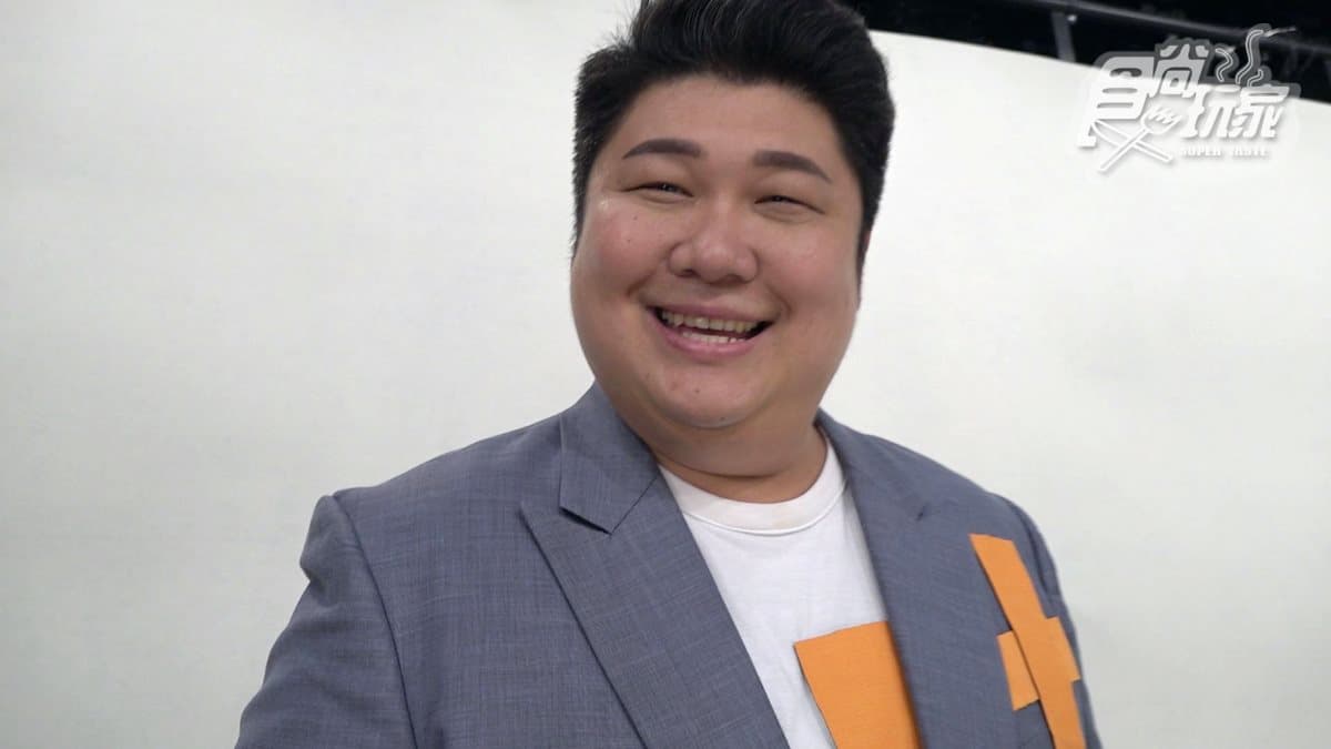 獨家!《食尚玩家》全新主持群對尬健康舞,莎莎現場失控,梁赫群跳到臉慘白 獨家!《食尚玩家》全新主持群對尬健康舞,莎莎現場失控,梁赫群跳到臉慘白
