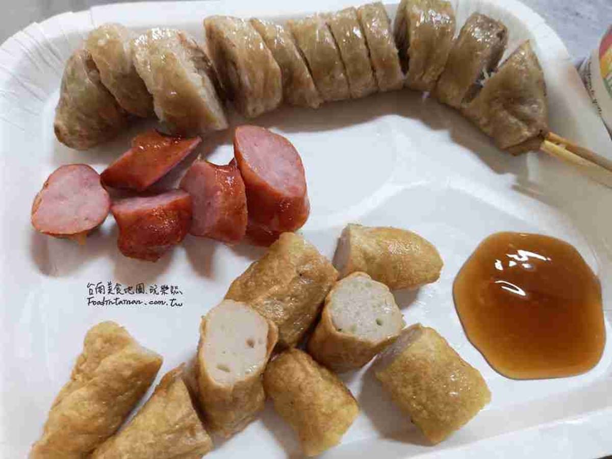 4顆星起跳!台南東區4家高評價小吃:超厚切花枝羹、40年碗粿、脆皮糯米腸 4顆星起跳!台南東區4家高評價小吃:超厚切花枝羹、40年碗粿、脆皮糯米腸