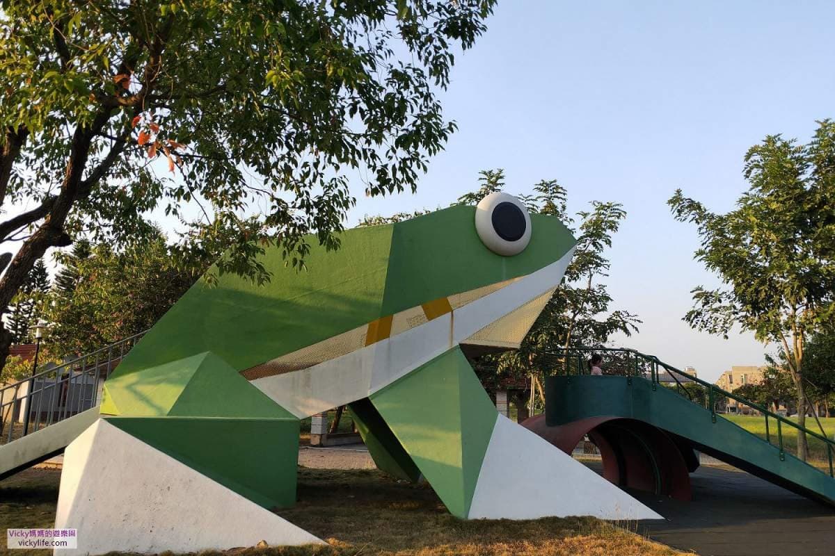 【全台22最好玩溜滑梯】章魚哥八爪滑道、79公尺時空隧道,IG打卡超夯彩虹滑梯最好拍,中南部激推10景點 【全台22最好玩溜滑梯】章魚哥八爪滑道、79公尺時空隧道,IG打卡超夯彩虹滑梯最好拍,中南部激推10景點