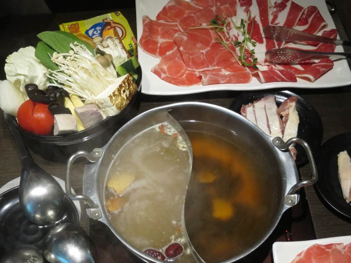 4月優惠來囉!全台62間:飯店住一晚送一晚、壽星生日送雞翅、甜點第二件50元 4月優惠來囉!全台62間:飯店住一晚送一晚、壽星生日送雞翅、甜點第二件50元