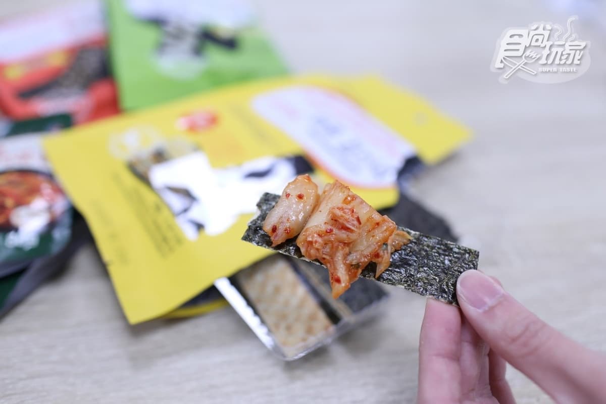 【食尚美食排行榜】可以玩的超夯零食:魚板脆海苔、恐龍脆餅、星米果 【食尚美食排行榜】可以玩的超夯零食:魚板脆海苔、恐龍脆餅、星米果