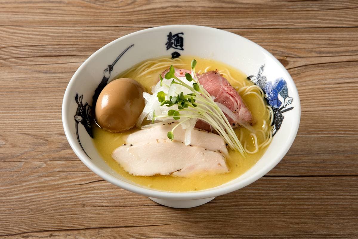 一篇搞定!全台88家「5月優惠」:飯店住1晚送1晚、牛排丼半價、星巴克買一送一 一篇搞定!全台88家「5月優惠」:飯店住1晚送1晚、牛排丼半價、星巴克買一送一