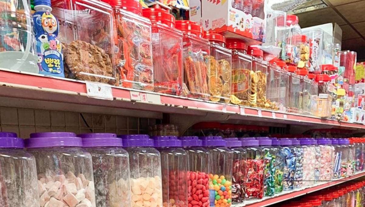 【全台17家懷念老柑仔店】古早味零食大集合!麵茶粉、大豬公、牙膏巧克力哪個是你的最愛? 【全台17家懷念老柑仔店】古早味零食大集合!麵茶粉、大豬公、牙膏巧克力哪個是你的最愛?