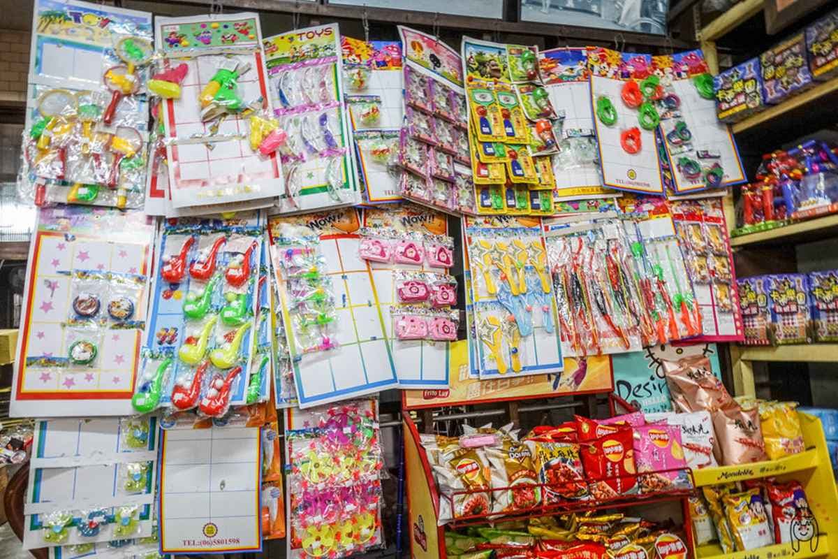 【全台17家懷念老柑仔店】古早味零食大集合!麵茶粉、大豬公、牙膏巧克力哪個是你的最愛? 【全台17家懷念老柑仔店】古早味零食大集合!麵茶粉、大豬公、牙膏巧克力哪個是你的最愛?