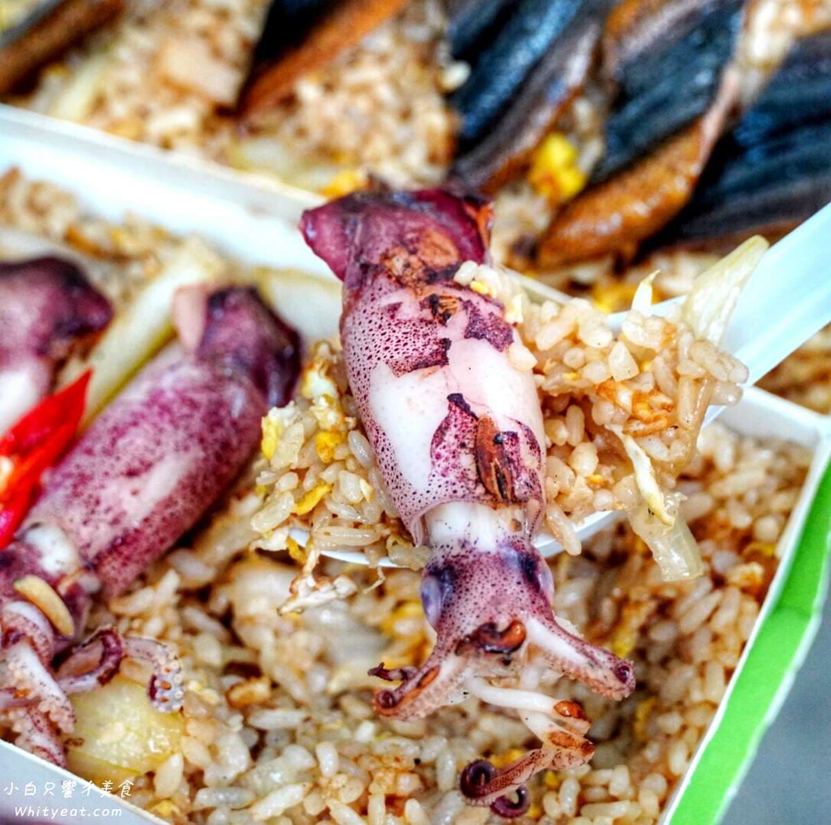 炒飯也有痛風版!5隻新鮮小卷躺在金黃飯粒上,50種口味還有隱藏版龍蝦炒飯 炒飯也有痛風版!5隻新鮮小卷躺在金黃飯粒上,50種口味還有隱藏版龍蝦炒飯