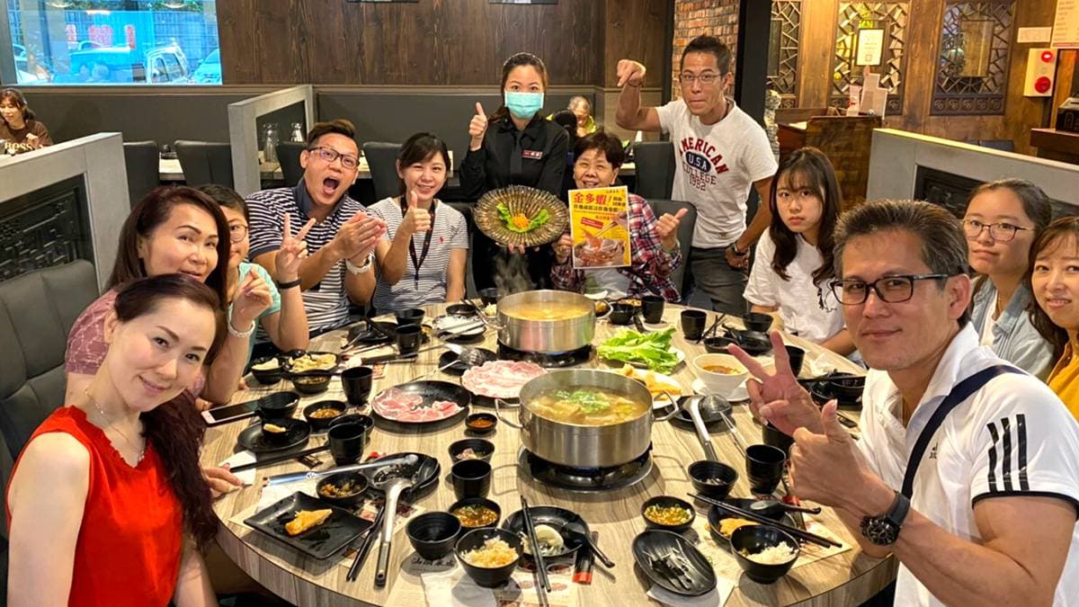 「幾歲就送幾隻蝦」再一波!這回是老牌沙茶火鍋,年紀最長加碼送現金券 「幾歲就送幾隻蝦」再一波!這回是老牌沙茶火鍋,年紀最長加碼送現金券