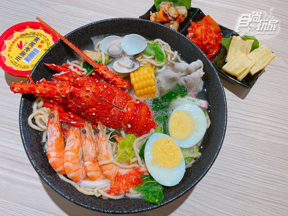超狂「Buffet等級」鍋燒意麵!整隻龍蝦放進去、生食級牡蠣、超大天使紅蝦 超狂「Buffet等級」鍋燒意麵!整隻龍蝦放進去、生食級牡蠣、超大天使紅蝦