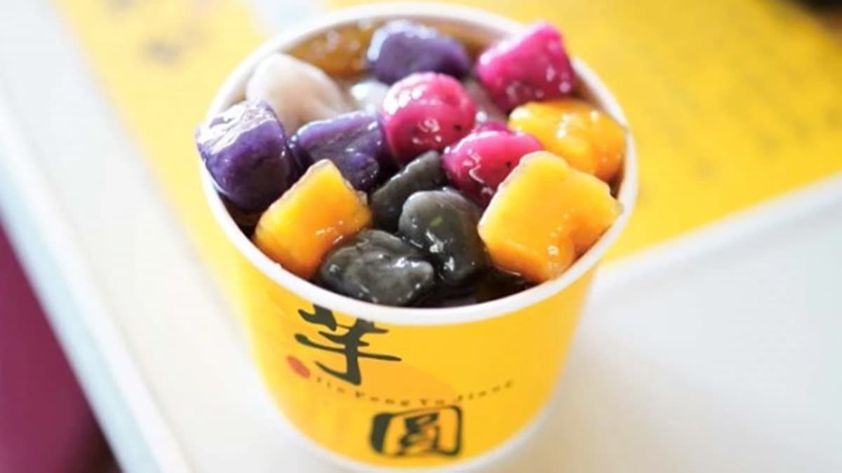 苗栗人氣冰店只賣這一味!「綜合芋圓冰」8種配料純手工,火龍果圓有專利