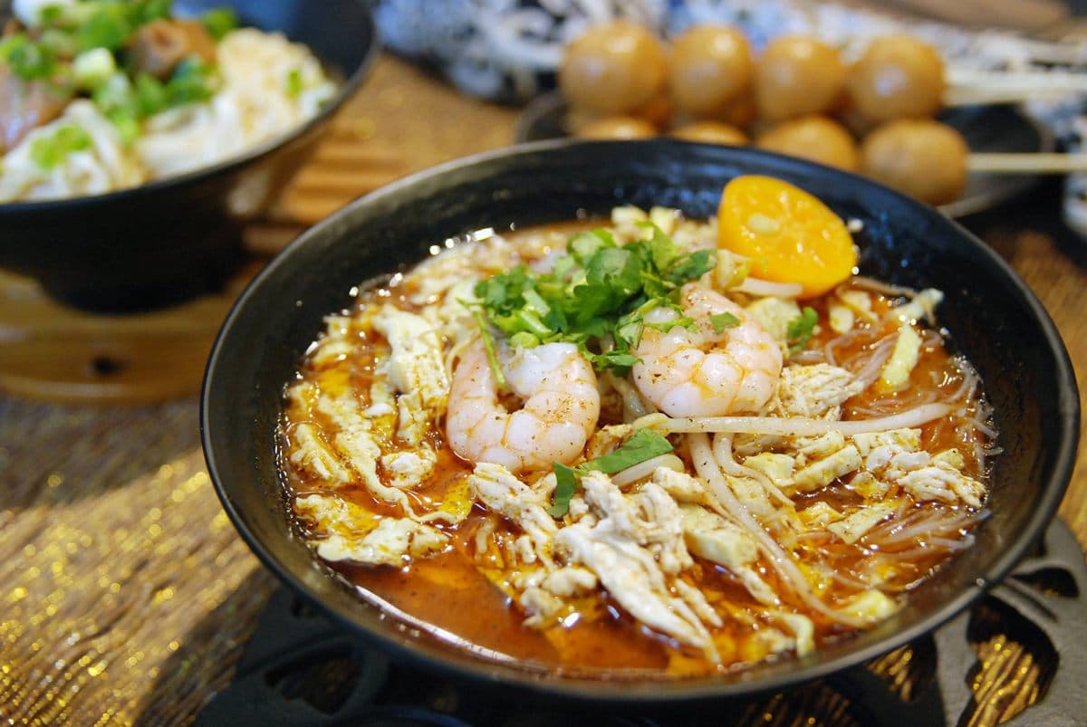 海鮮美食吃一波!整隻墨魚咖哩飯、大蝦軟絲鍋、還有鮮蝦叻沙,想吃什麼馬上抽 海鮮美食吃一波!整隻墨魚咖哩飯、大蝦軟絲鍋、還有鮮蝦叻沙,想吃什麼馬上抽