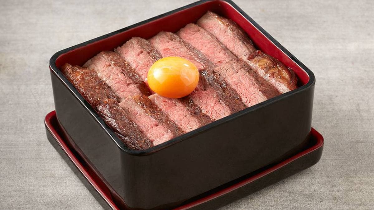 「海膽+燒肉+鮭魚卵」你招架得住?還附明太子、魚子醬,痛風也想吃 「海膽+燒肉+鮭魚卵」你招架得住?還附明太子、魚子醬,痛風也想吃