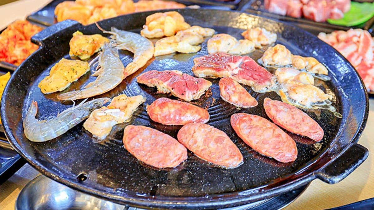 中秋放肆吃肉!全台15家高CP值燒烤吃到飽:299元任選50種食材、380元加購龍蝦 中秋放肆吃肉!全台15家高CP值燒烤吃到飽:299元任選50種食材、380元加購龍蝦