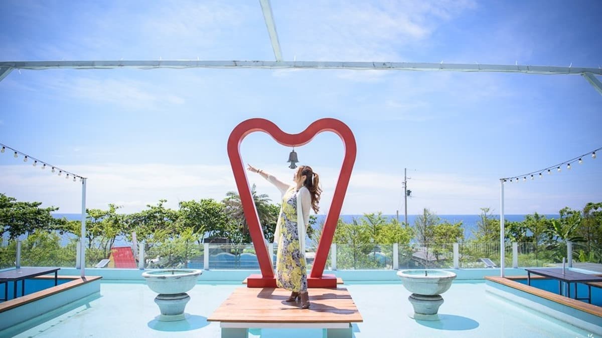 網美快收!花蓮4處賞海夢幻打卡點:望海鞦韆、水上愛情鐘、花團鳥巢 網美快收!花蓮4處賞海夢幻打卡點:望海鞦韆、水上愛情鐘、花團鳥巢