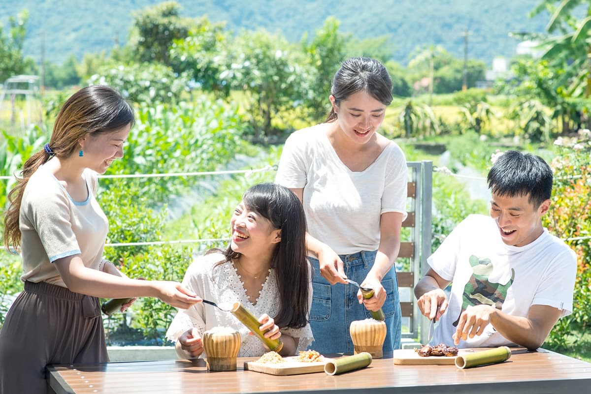 最低300元!爽玩3大「遊戲飯店」,任天堂主題房、復古冰菓室、近200坪賽車+露營 最低300元!爽玩3大「遊戲飯店」,任天堂主題房、復古冰菓室、近200坪賽車+露營