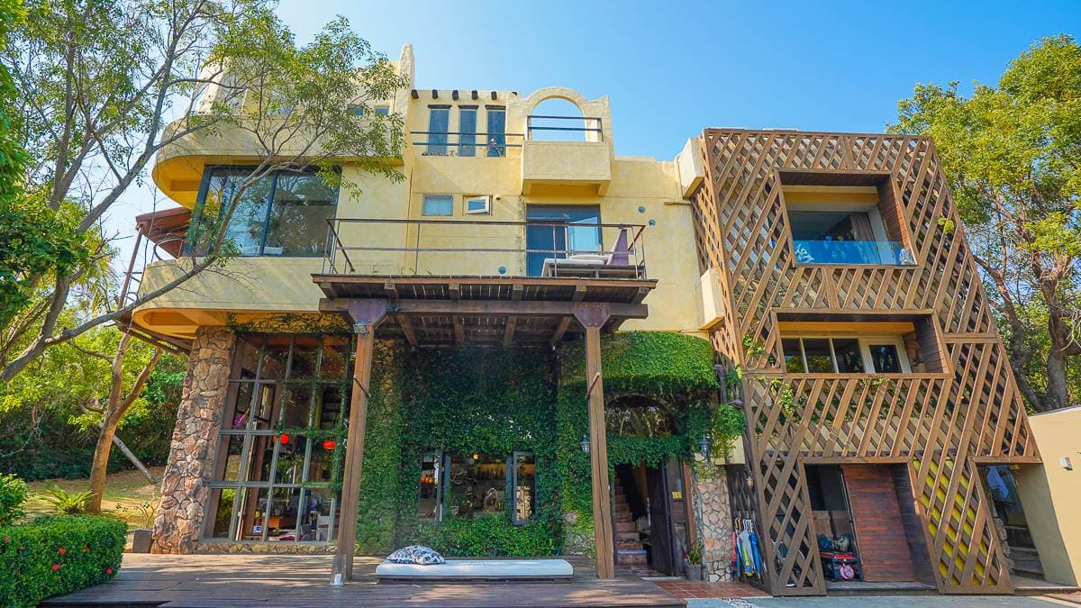 被大海美醒!墾丁3間偽出國海景民宿:純白方窗屋、南灣第一排、祕境古堡 被大海美醒!墾丁3間偽出國海景民宿:純白方窗屋、南灣第一排、祕境古堡