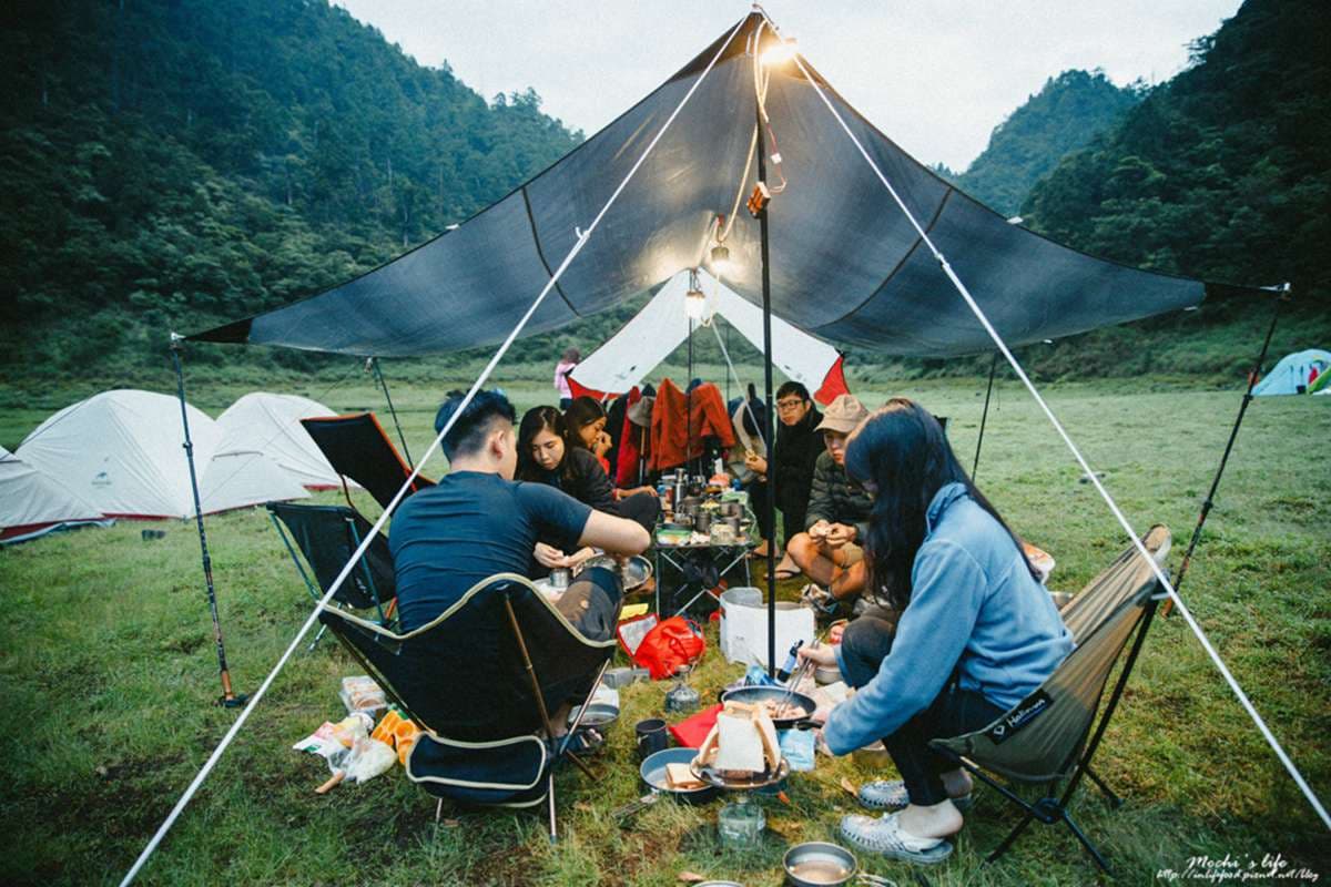夢幻「十七歲少女之湖」難走嗎?松蘿湖登山新手老實說,這樣才能拍美照! 夢幻「十七歲少女之湖」難走嗎?松蘿湖登山新手老實說,這樣才能拍美照!