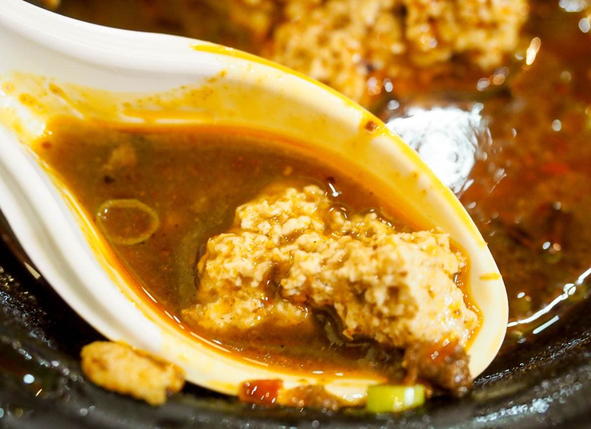 逛完水族館吃夜市!中壢4攤高CP值:免費續湯臭豆腐、80元鹽水雞裝到滿 逛完水族館吃夜市!中壢4攤高CP值:免費續湯臭豆腐、80元鹽水雞裝到滿
