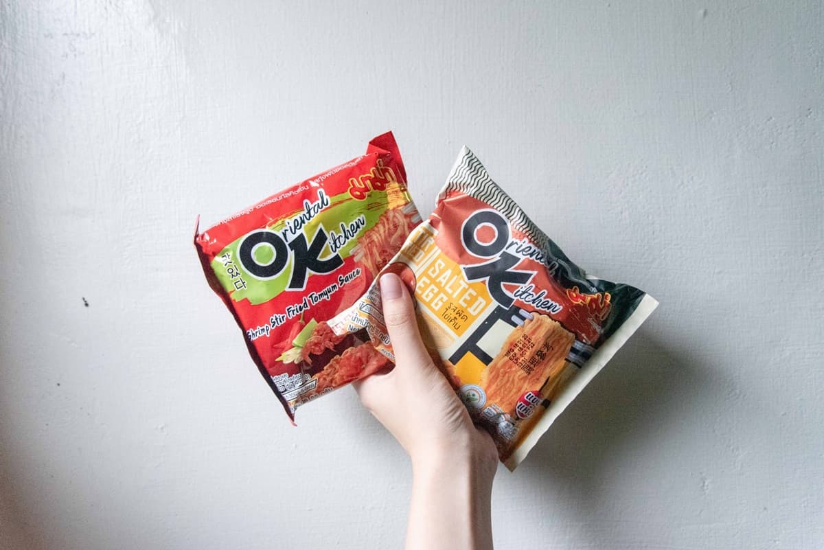 這款回購率最高!「泰國超夯零食」TOP5,OK乾拌麵、蒜香麵包餅乾都上榜 這款回購率最高!「泰國超夯零食」TOP5,OK乾拌麵、蒜香麵包餅乾都上榜
